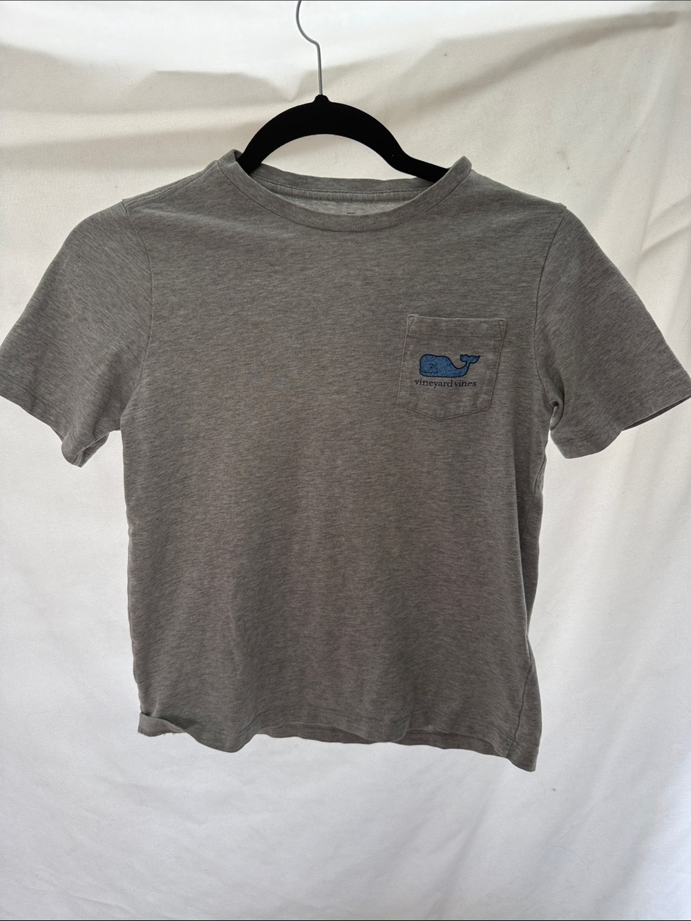 Vineyard Vines Gray Short Sleeve Pocket Tee with Blue Whale size 8-10